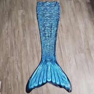 Fin Fun Blue Mermaid Tail. Youth Size 12